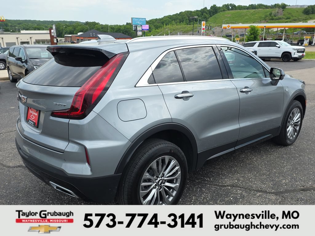 Used 2025 Cadillac XT4 Premium Luxury AWD/4WD image 8