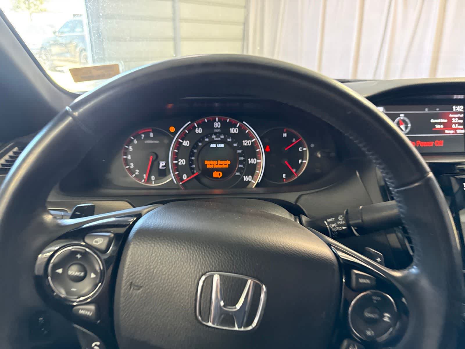 Used 2017 Honda Accord Touring image 27