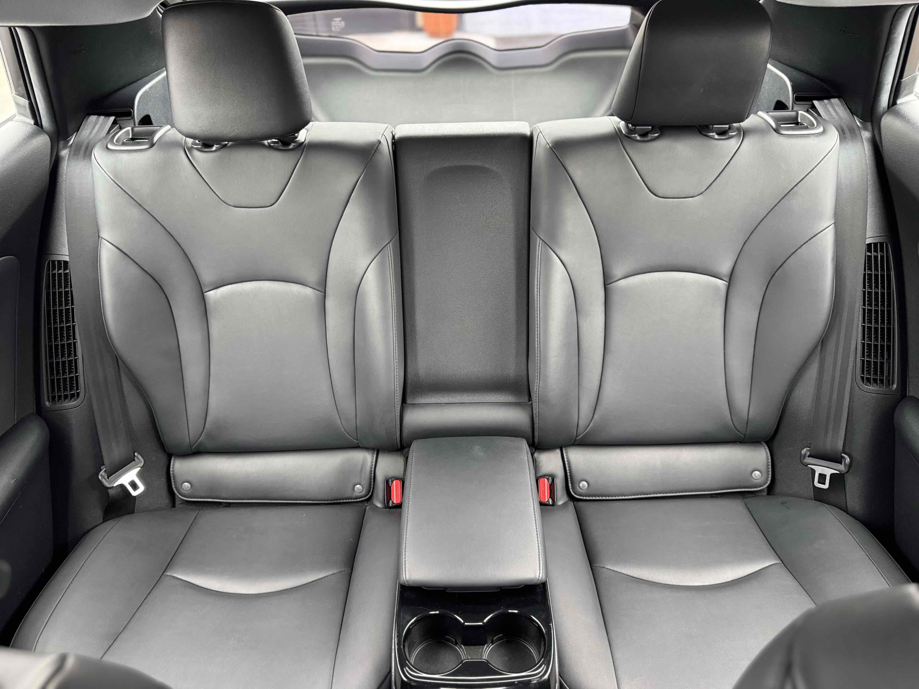 Used 2017 Toyota Prius Prime Premium w/ Carpet Mat Package image 32