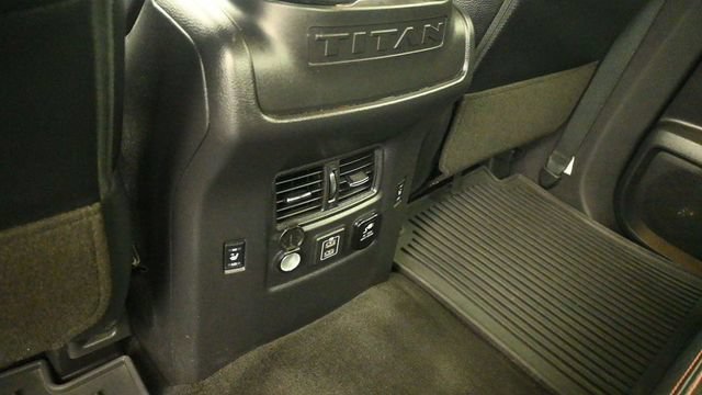Used 2021 Nissan Titan PRO-4X w/ Pro-4x Convenience Package AWD/4WD image 13