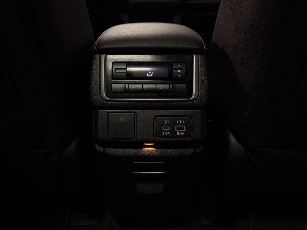 Used 2024 Subaru Ascent Onyx Edition AWD/4WD image 18