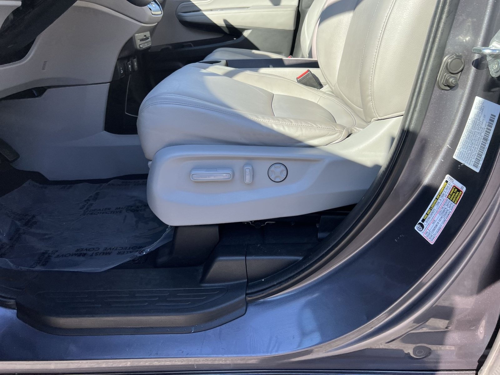 Used 2024 Honda Odyssey Touring image 14