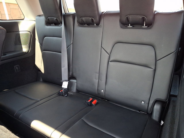 Used 2025 Nissan Pathfinder Platinum w/ Cargo Package image 11