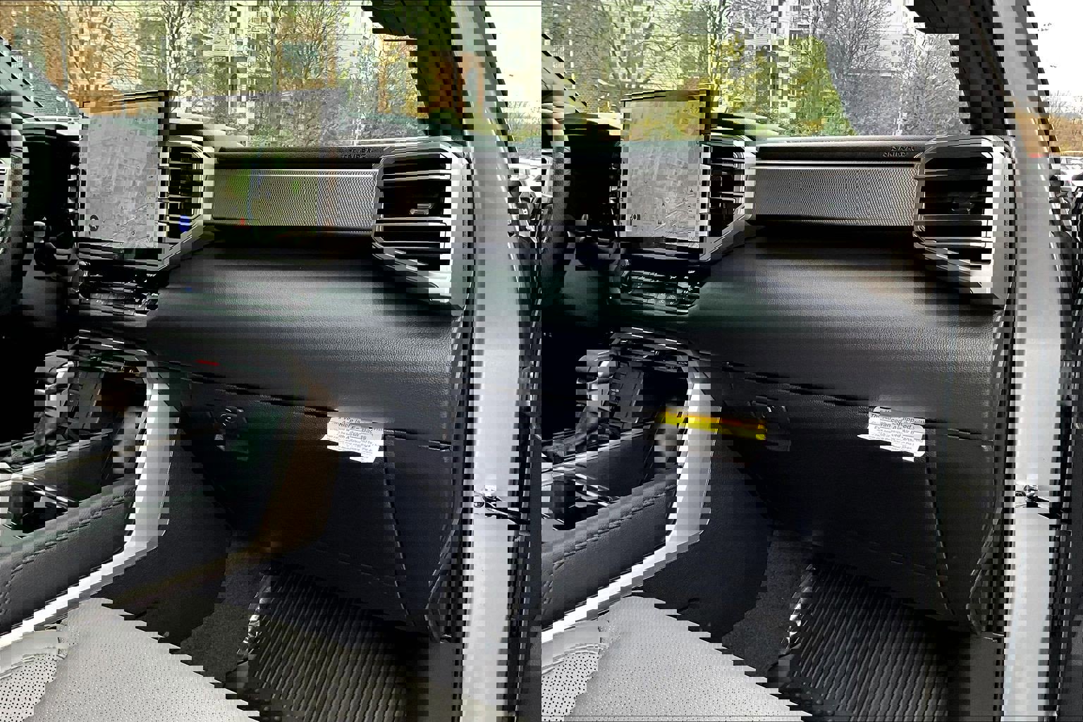 Used 2025 Toyota Tundra Limited image 15