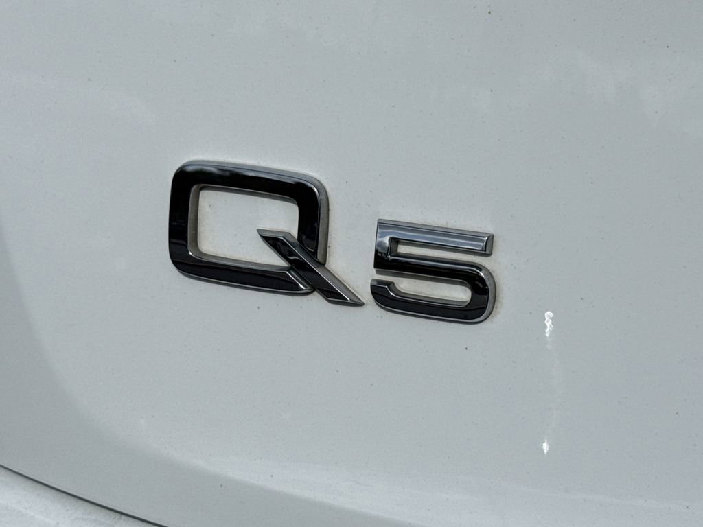 Used 2018 Audi Q5 2.0T Premium Plus w/ Premium Plus Package AWD/4WD image 9