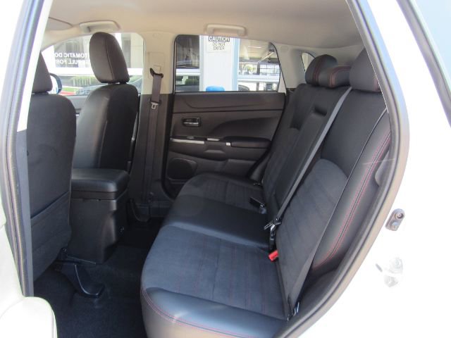 Used 2024 Mitsubishi Outlander Sport ES image 18