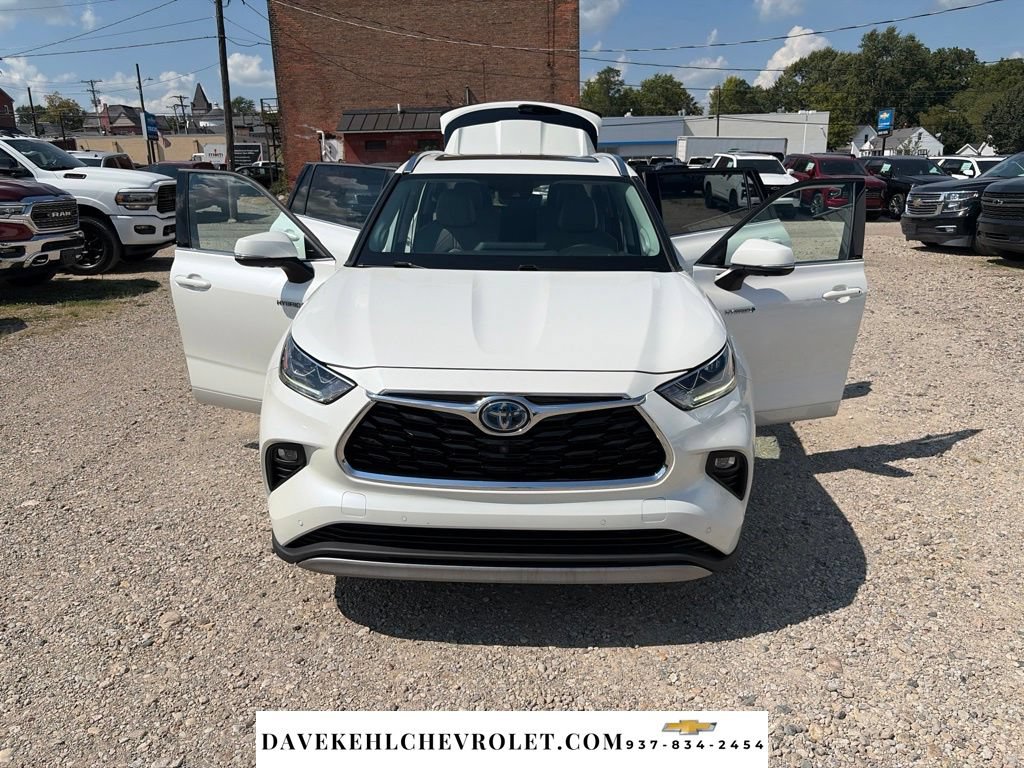 Used 2021 Toyota Highlander Platinum AWD/4WD image 30