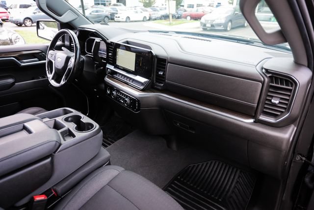 Used 2023 Chevrolet Silverado 1500 LT AWD/4WD image 64