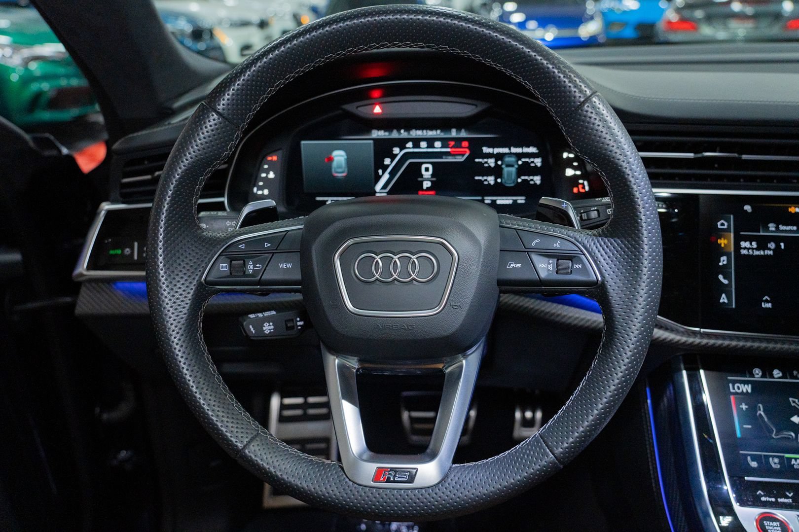 Used 2023 Audi RS Q8 AWD/4WD image 46