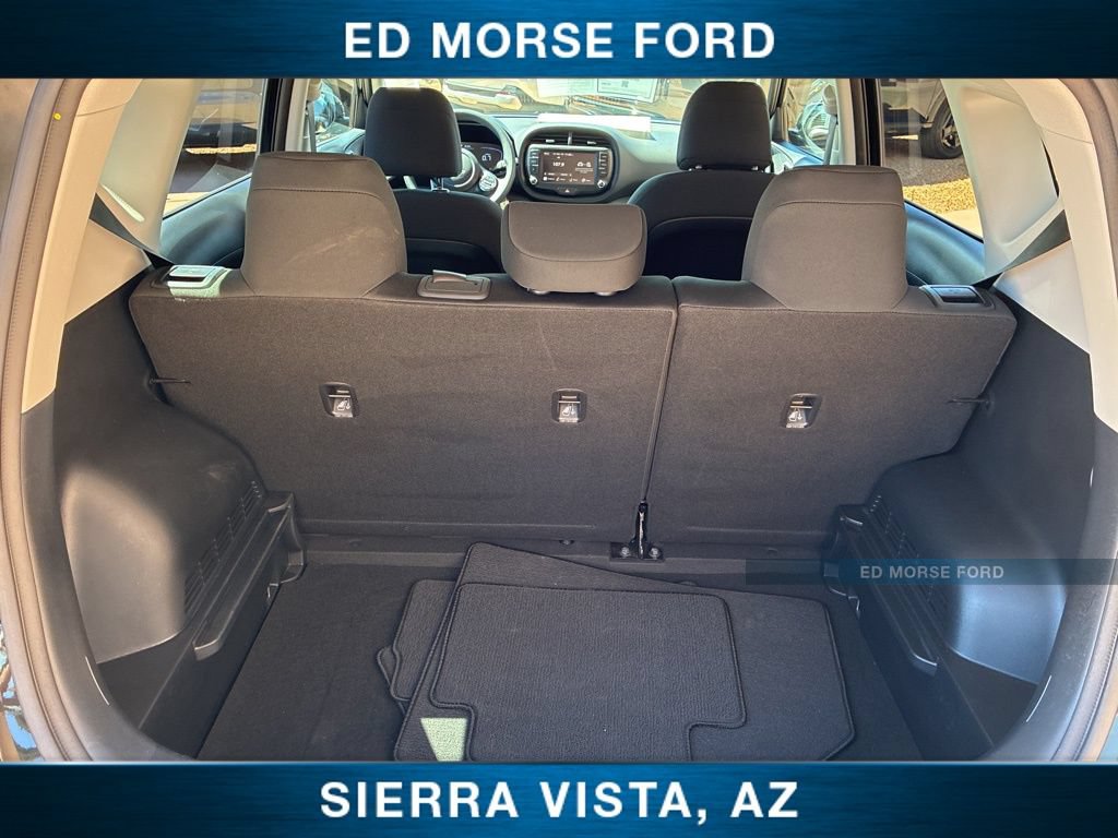 Certified 2025 Kia Soul LX FWD image 12