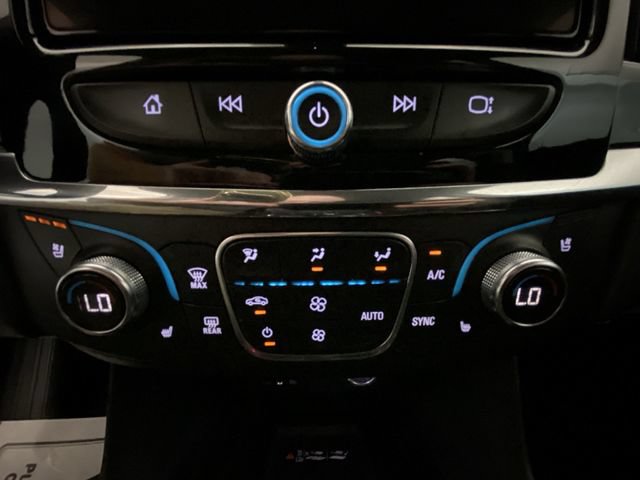 Used 2019 Chevrolet Traverse Premier w/ Driver Confidence II Package FWD image 19