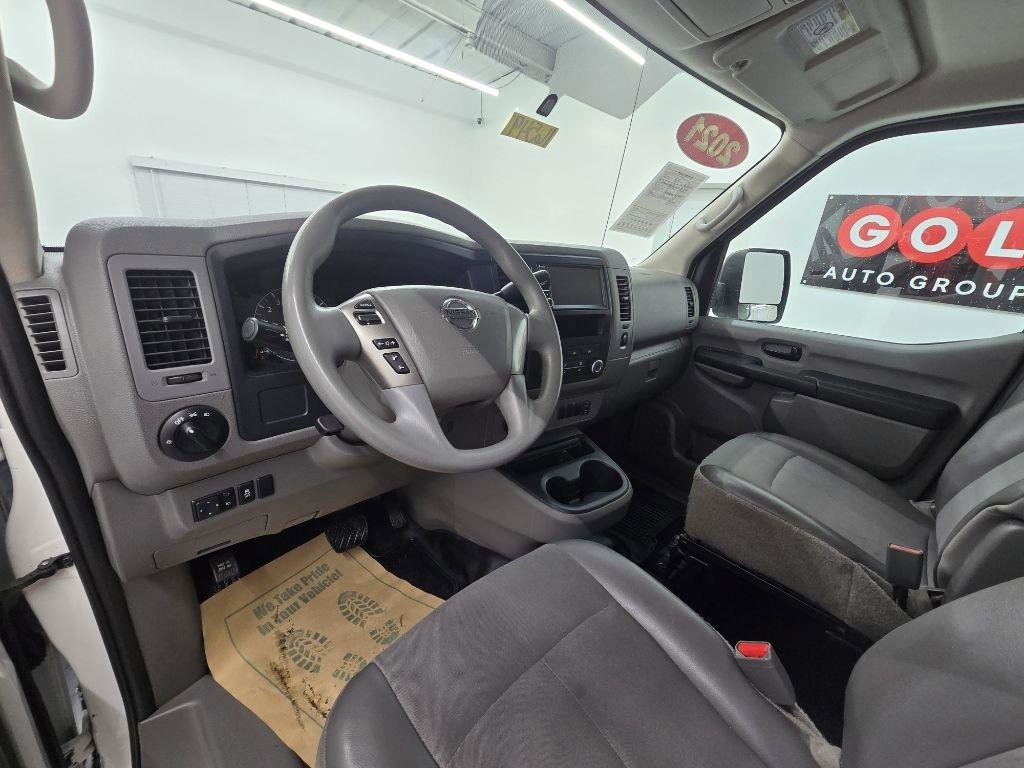 Used 2021 Nissan NV 2500 S RWD image 9