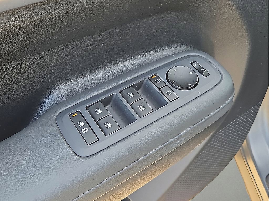 Used 2025 Hyundai Santa Fe XRT image 20