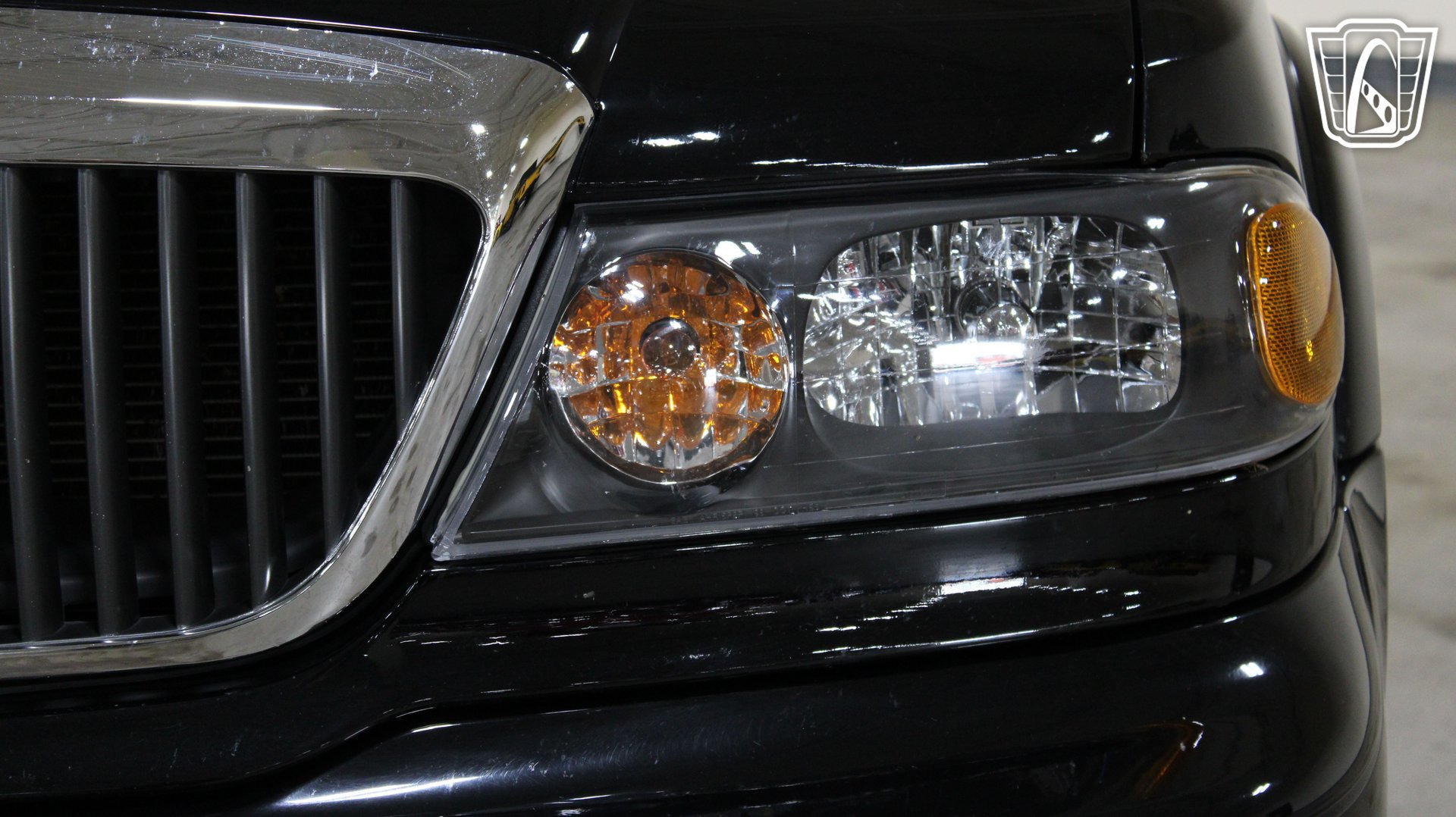 Used 2002 Lincoln Blackwood RWD image 8