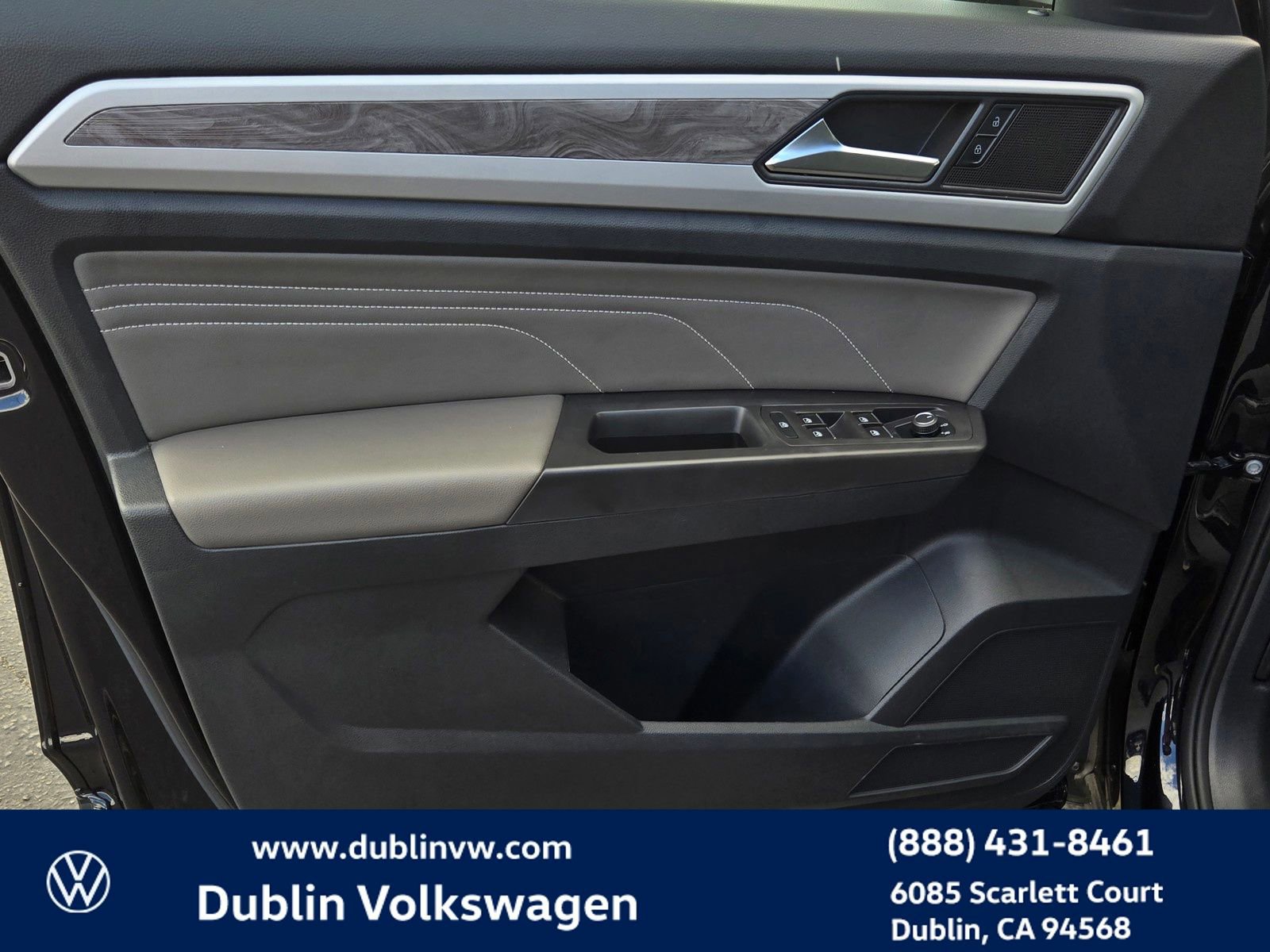 Certified 2023 Volkswagen Atlas Cross Sport SE image 10