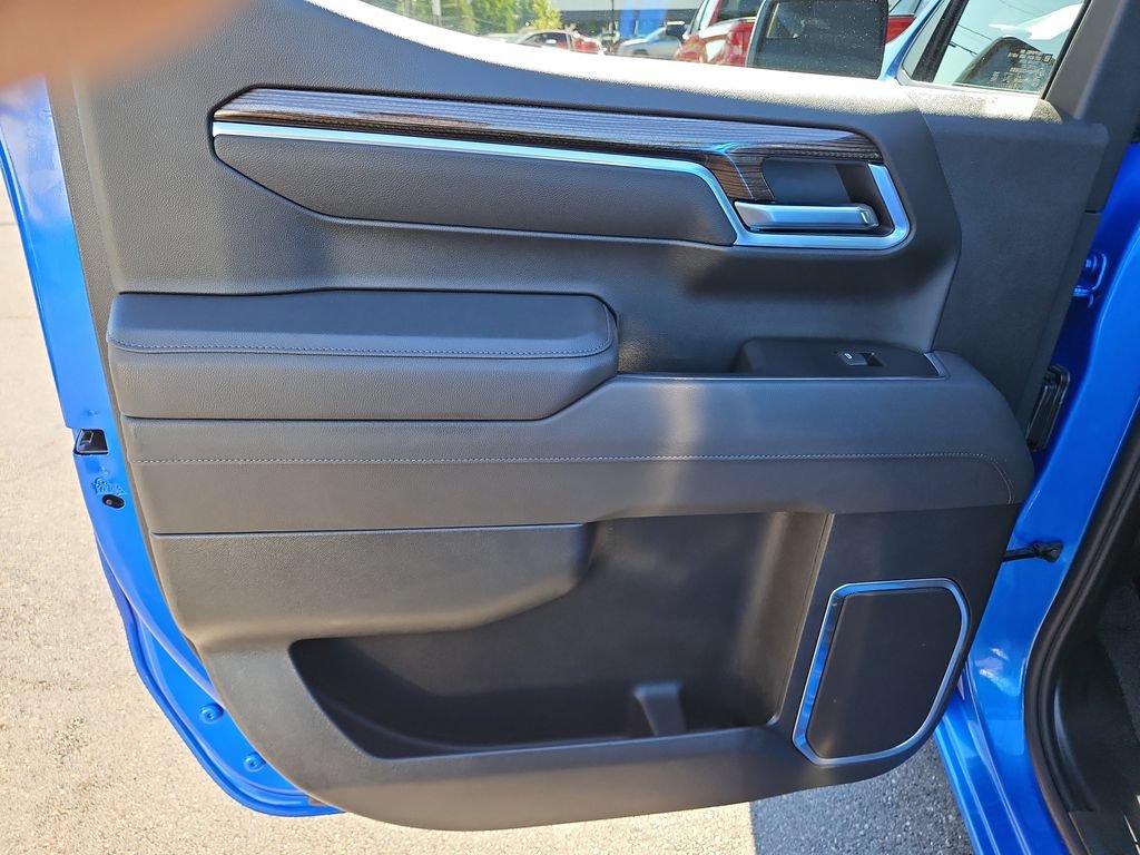 Used 2026 Chevrolet Silverado 1500 RST AWD/4WD image 17