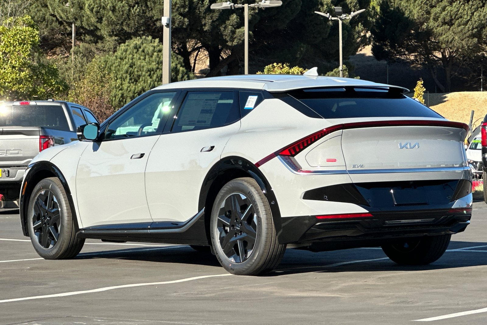 New 2026 Kia EV6 Wind AWD/4WD image 6
