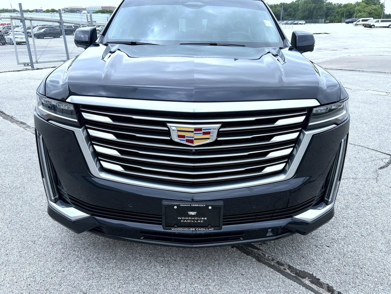 Certified 2023 Cadillac Escalade Premium Luxury Platinum AWD/4WD image 9