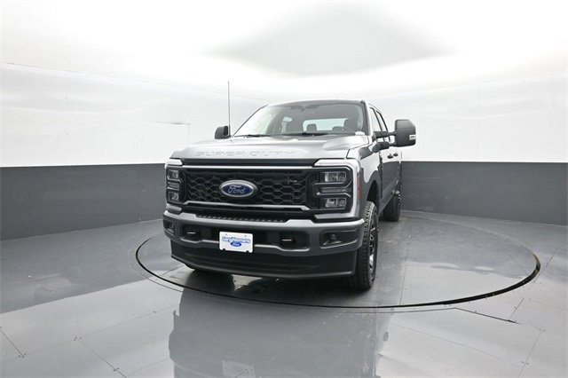 New 2026 Ford F350 XL image 3
