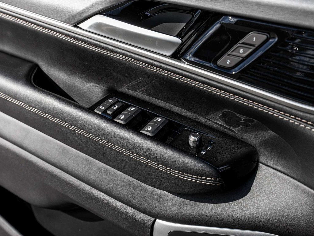 New 2025 Jeep Wagoneer Series II image 12