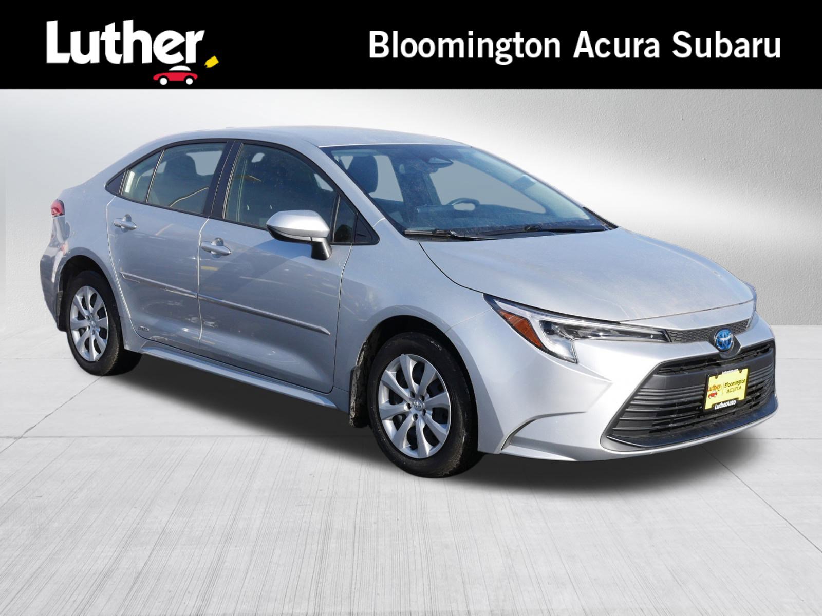 Used 2024 Toyota Corolla LE image 1