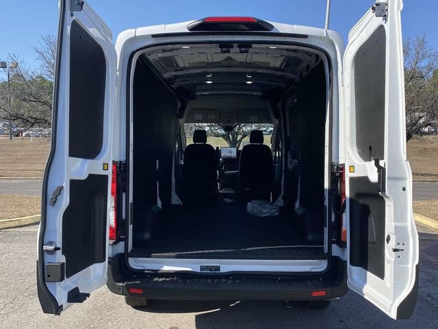 New 2026 Ford Transit 250 148 Medium Roof w/ Load Area Protection Package RWD image 11