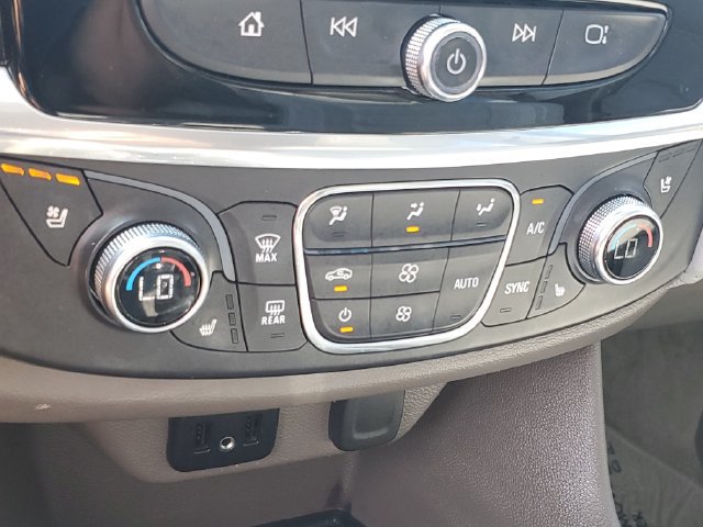 Used 2019 Chevrolet Traverse Premier AWD/4WD image 31