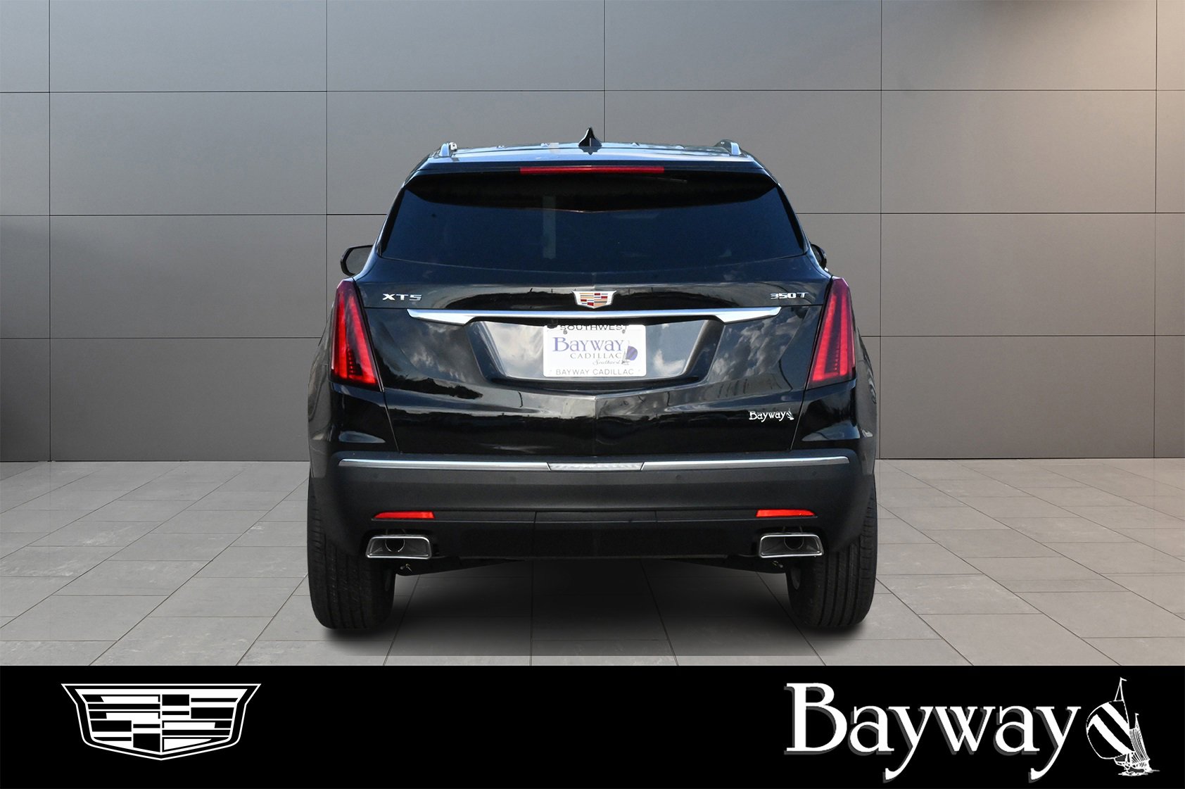 New 2026 Cadillac XT5 Luxury w/ LPO, Floor Liner Package image 6