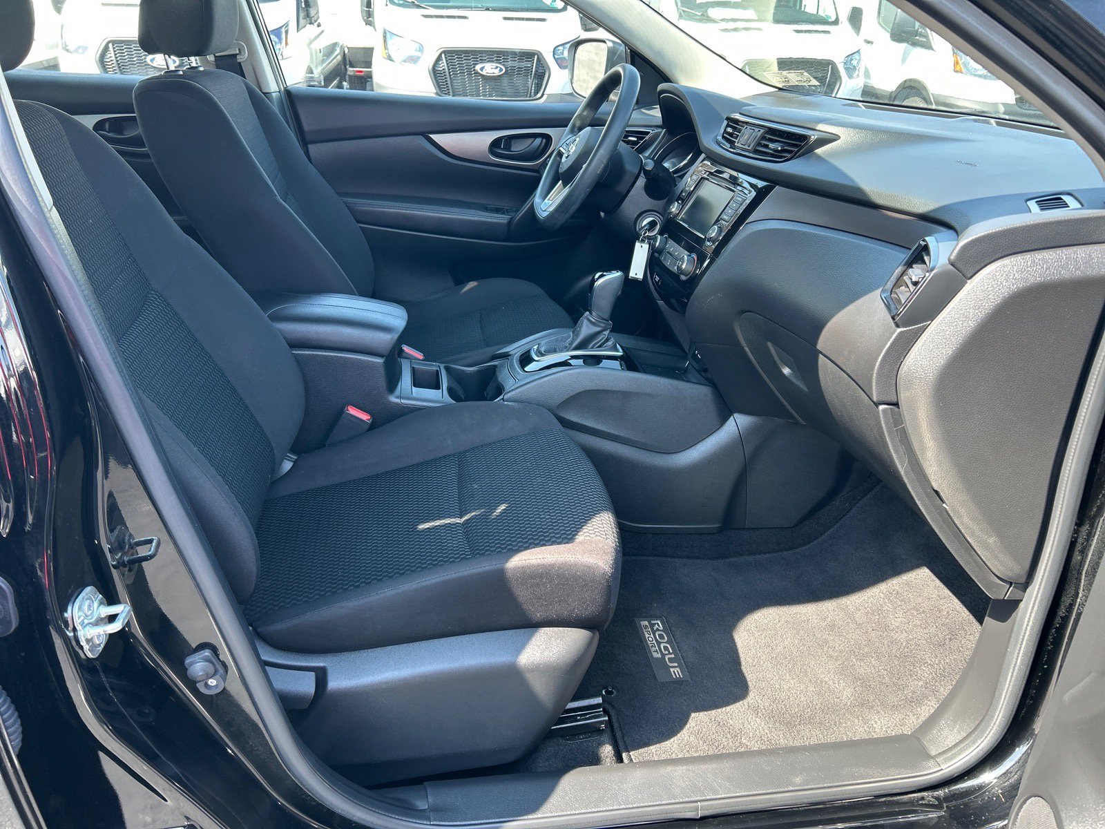 Used 2019 Nissan Rogue Sport S w/ Appearance Package image 17