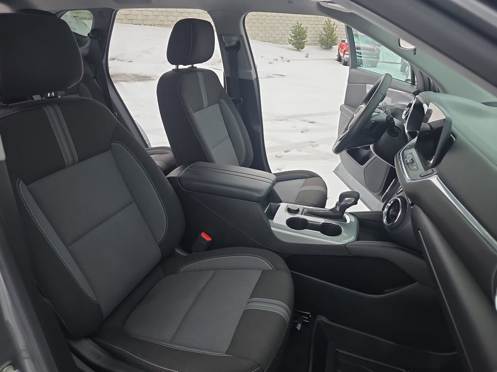 Used 2023 Chevrolet Blazer LT w/ Driver Confidence Package image 10