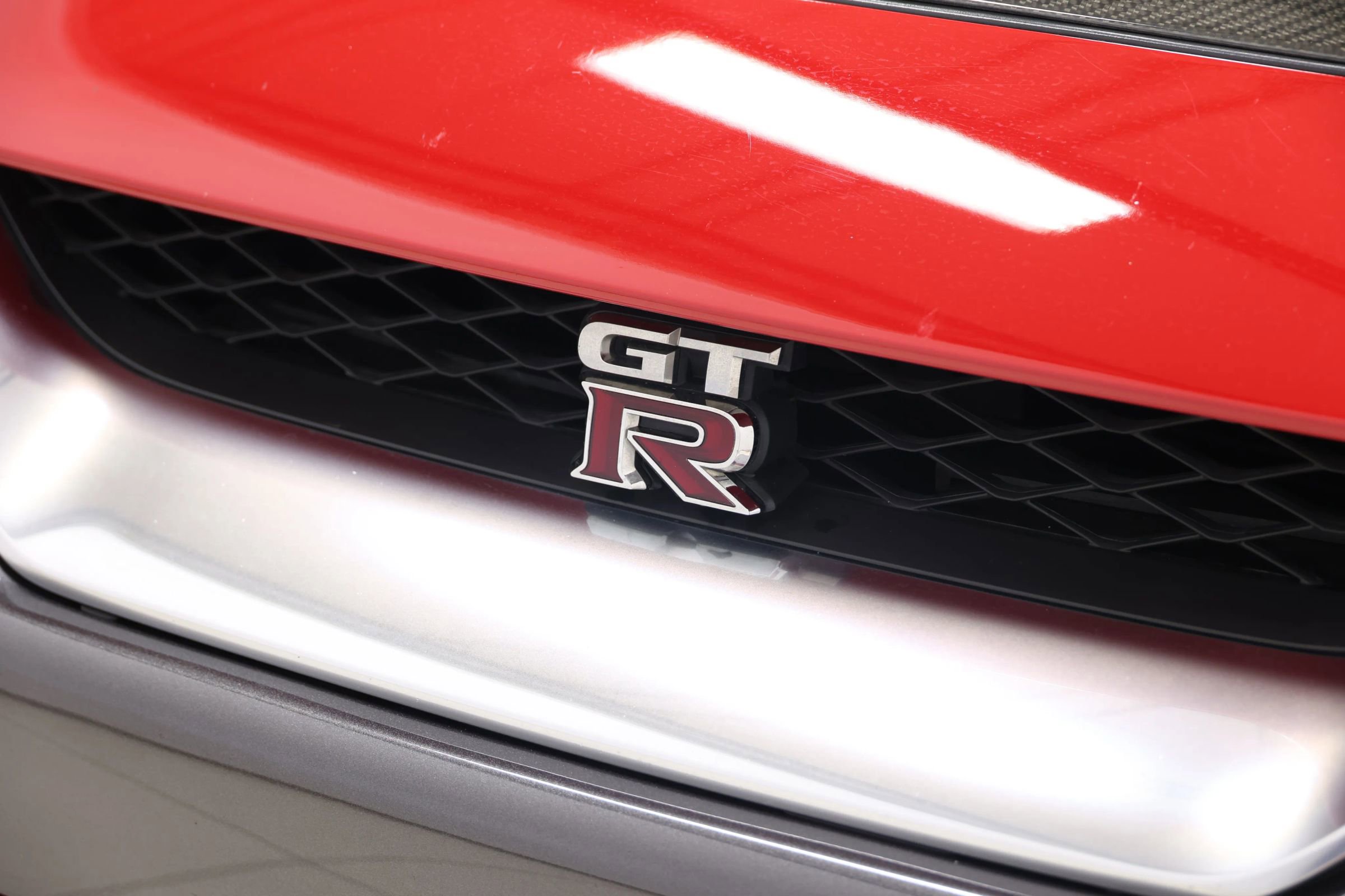 Used 2019 Nissan GT-R Premium w/ Premium Interior Package AWD/4WD image 7
