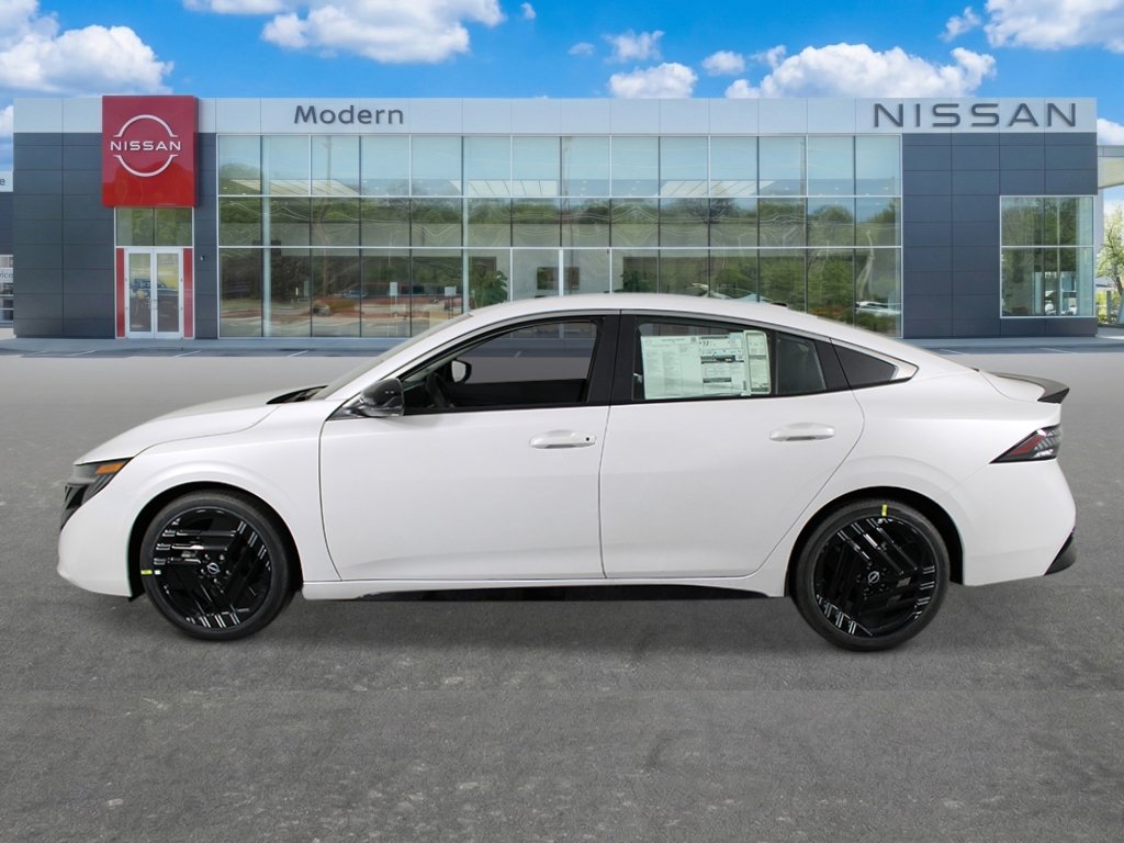 New 2027 Nissan Sentra SR w/ Floor Mat Package FWD image 2