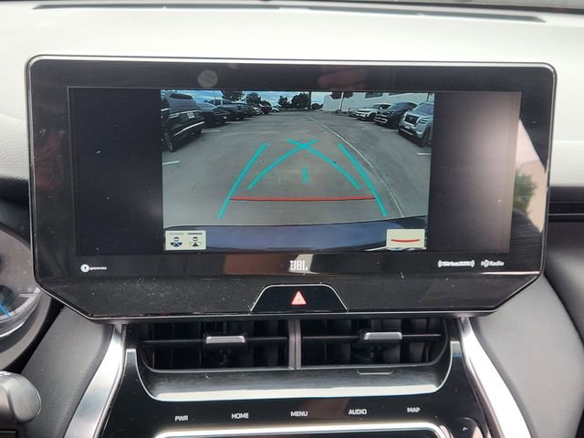 Used 2022 Toyota Venza XLE AWD/4WD image 13