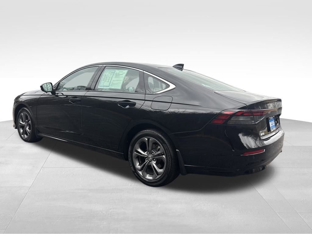 Used 2024 Honda Accord EX-L image 10