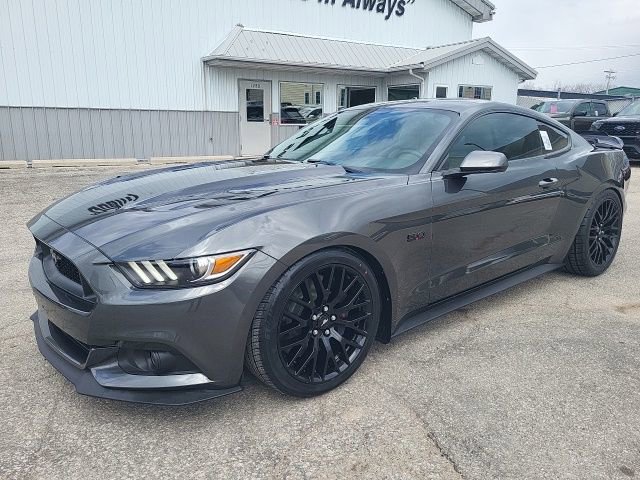 Used 2017 Ford Mustang GT Premium w/ GT Performance Package RWD image 17