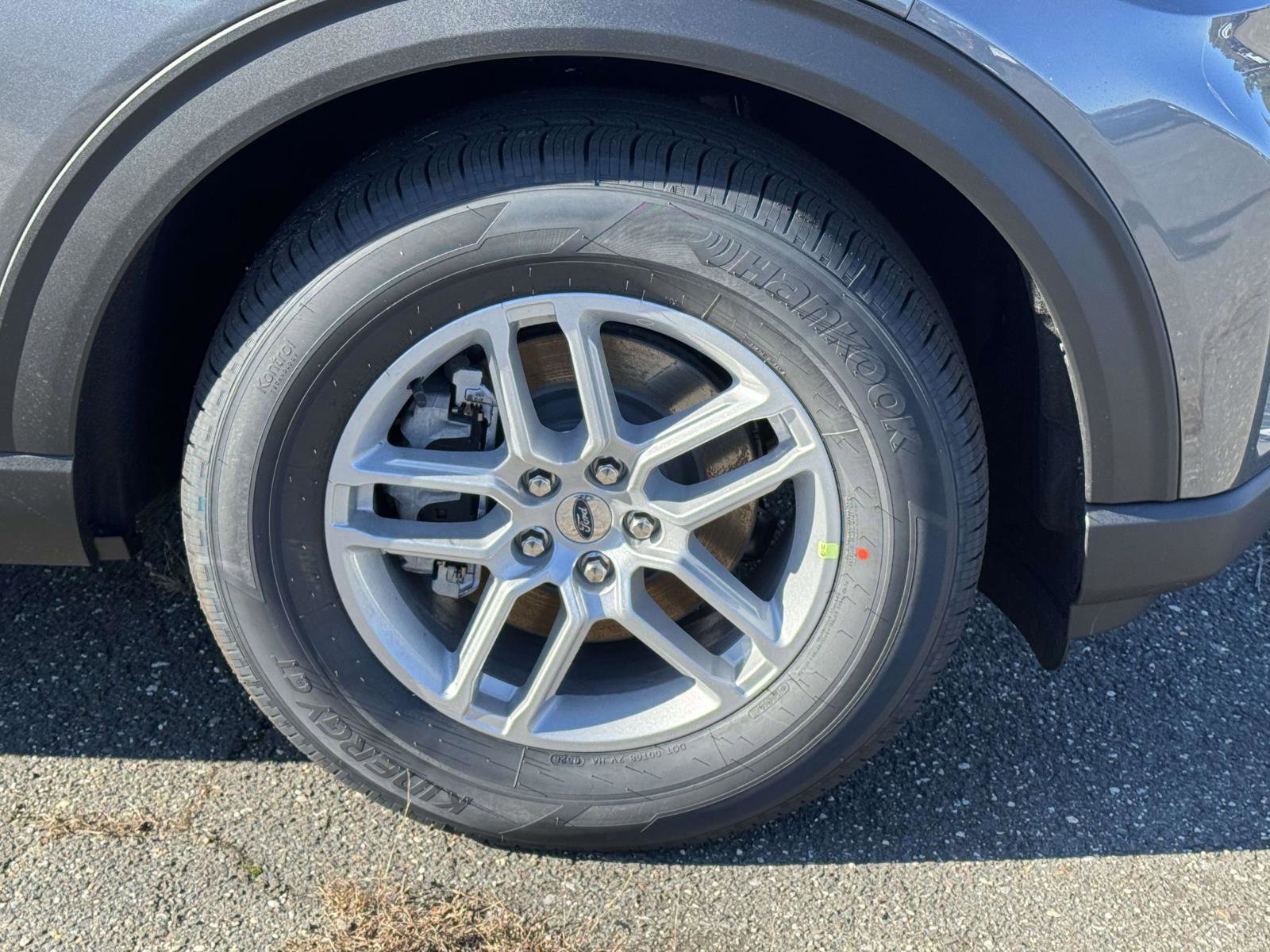 New 2026 Ford Explorer Active image 12