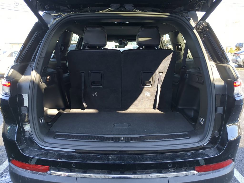 Used 2024 Jeep Grand Cherokee L Limited w/ Luxury Tech Group II image 29