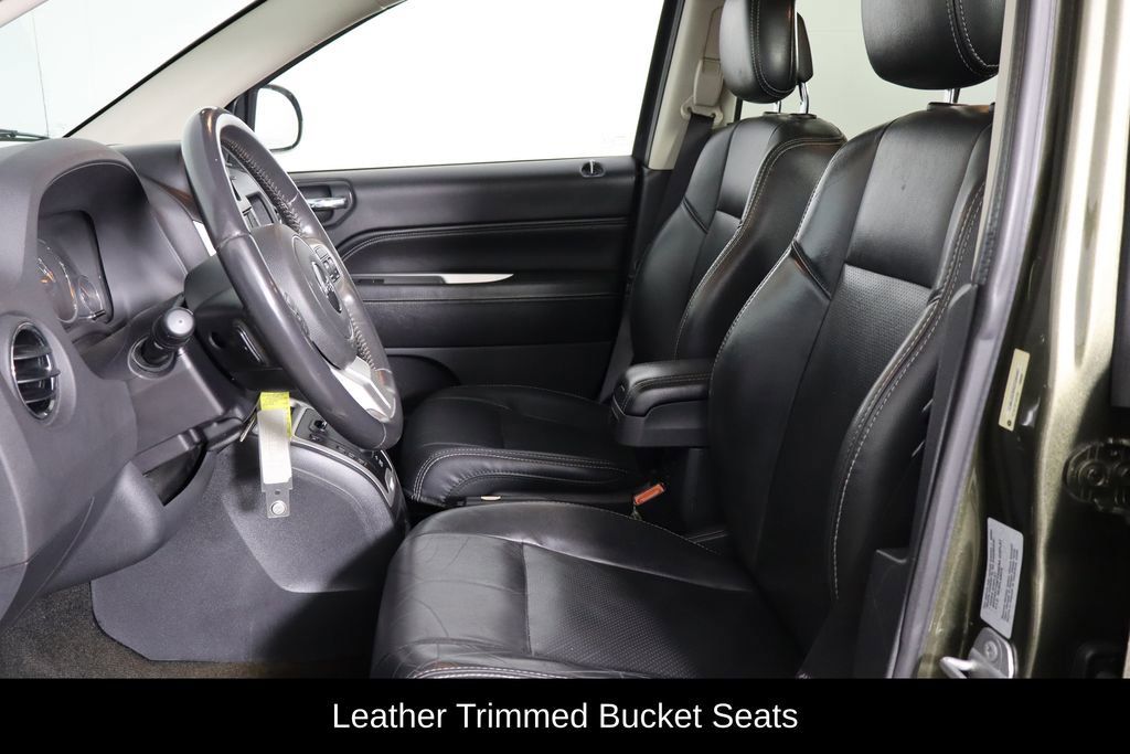 Used 2016 Jeep Compass High Altitude image 14