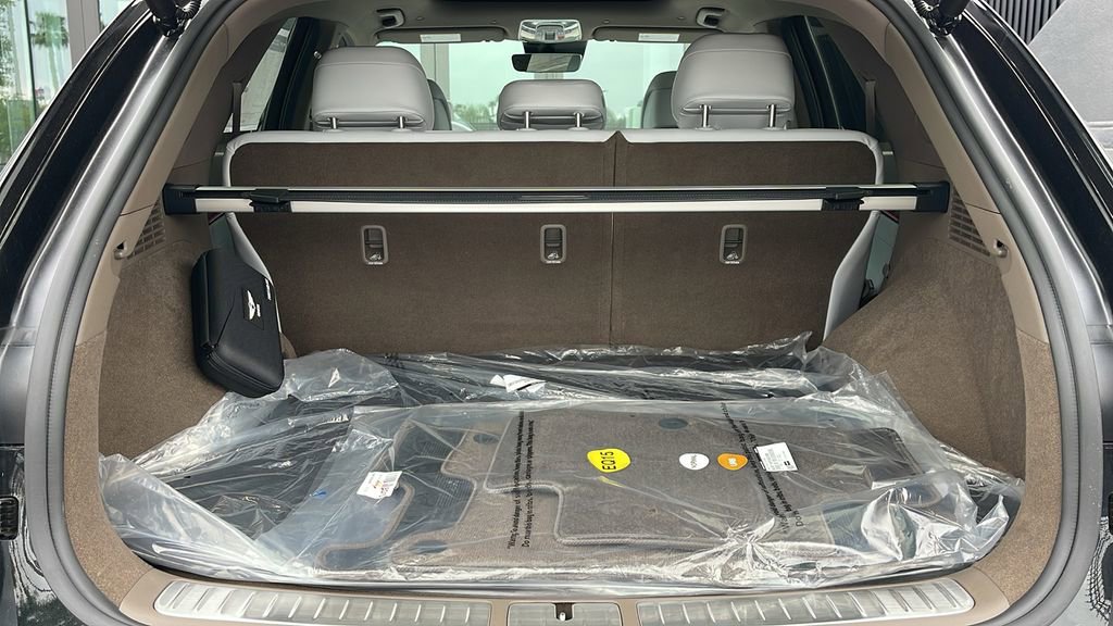 New 2026 Genesis GV70 2.5T Advanced image 32