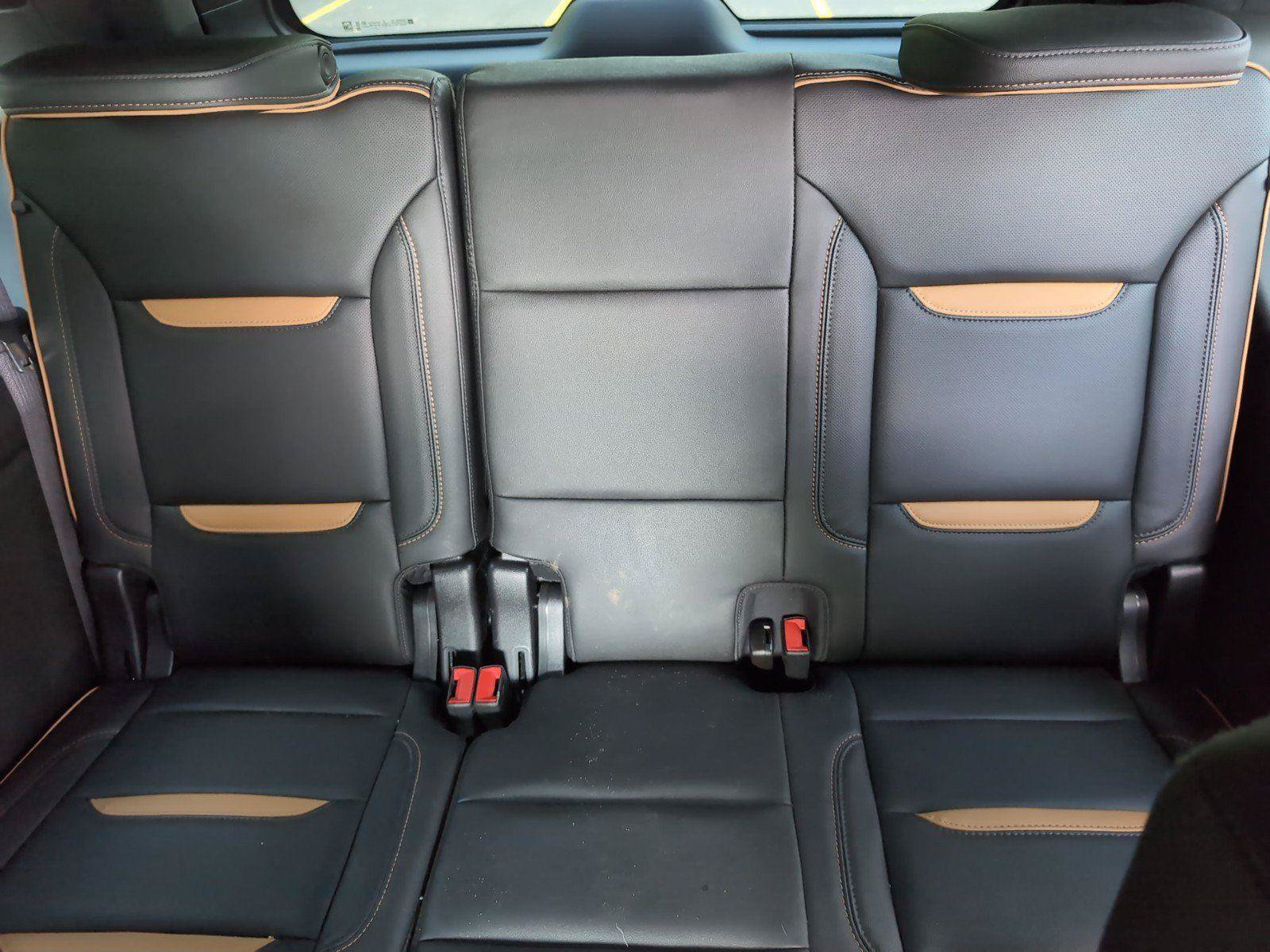 Used 2023 GMC Yukon AT4 AWD/4WD image 33