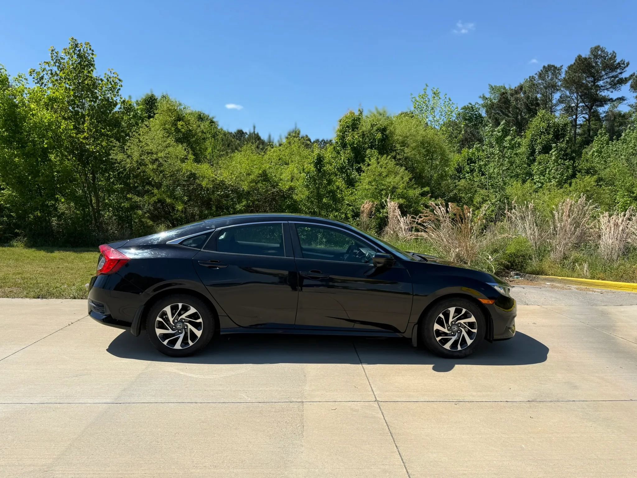 Used 2016 Honda Civic EX image 12