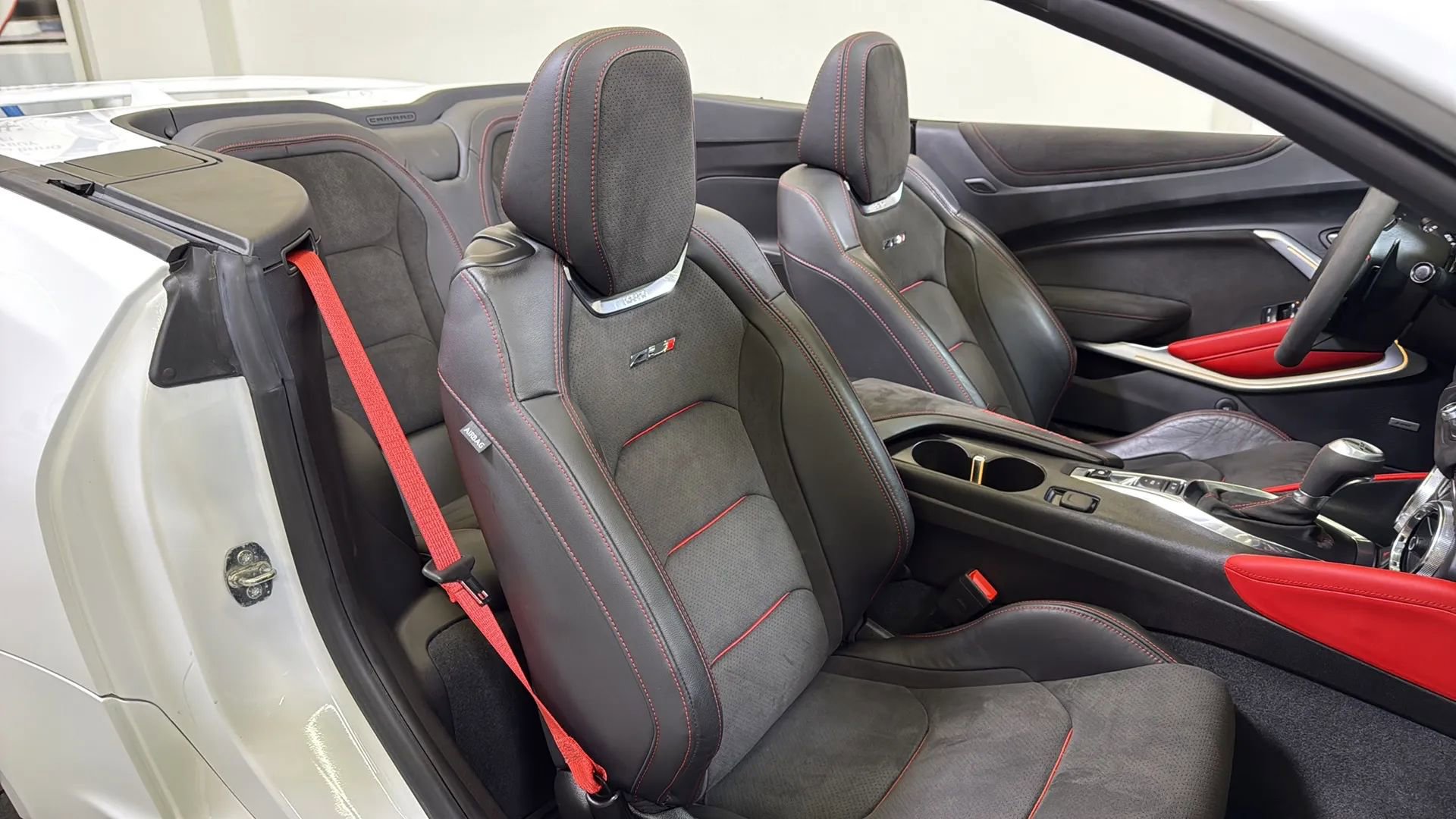 Used 2022 Chevrolet Camaro ZL1 image 23