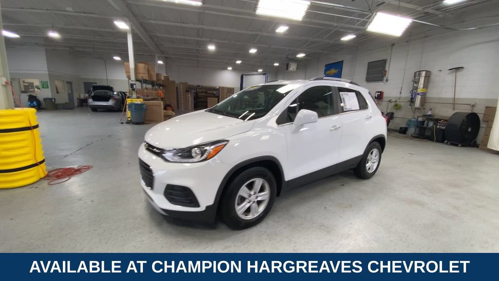Used 2020 Chevrolet Trax LT w/ LT Convenience Package FWD image 5