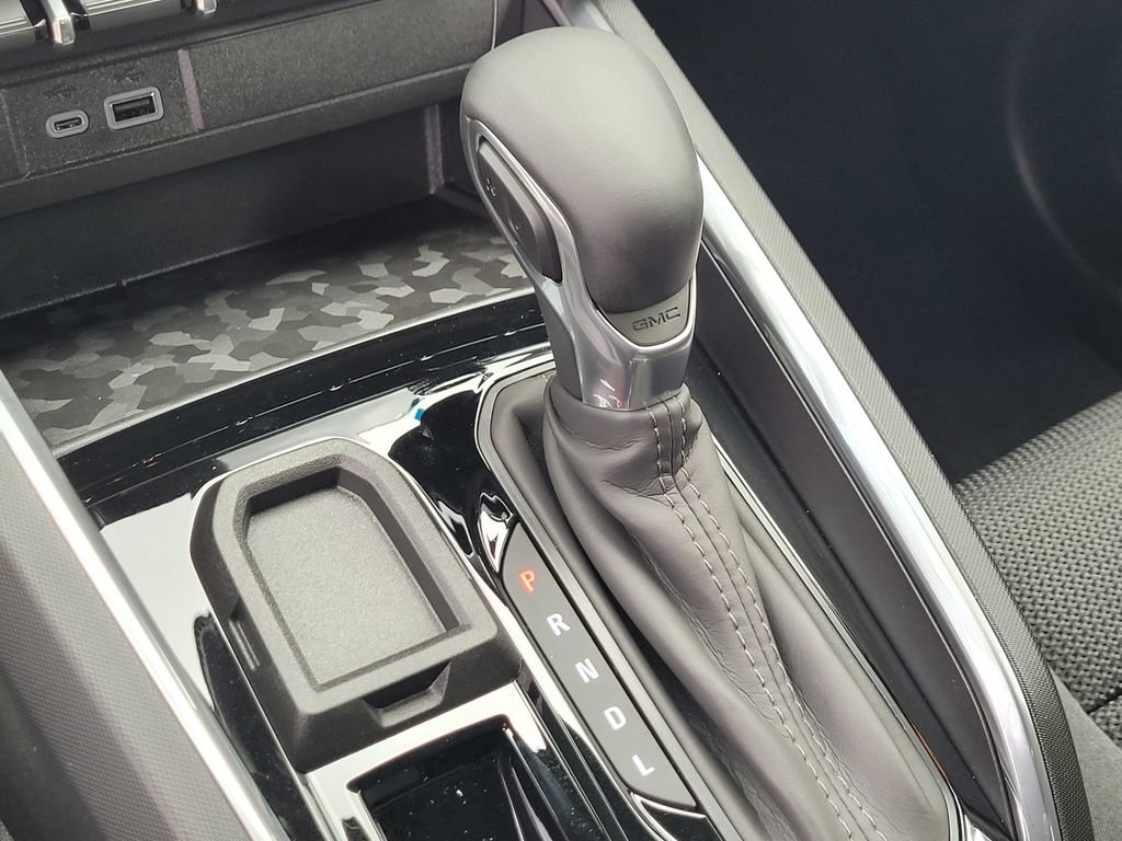 New 2026 GMC Canyon Elevation RWD image 16