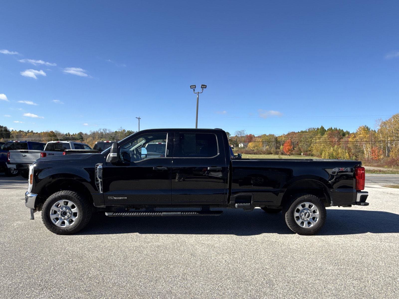 Used 2024 Ford F250 XLT image 5