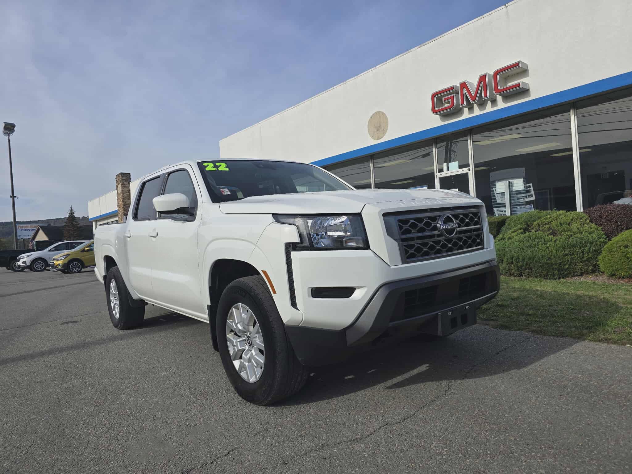 Used 2022 Nissan Frontier SV