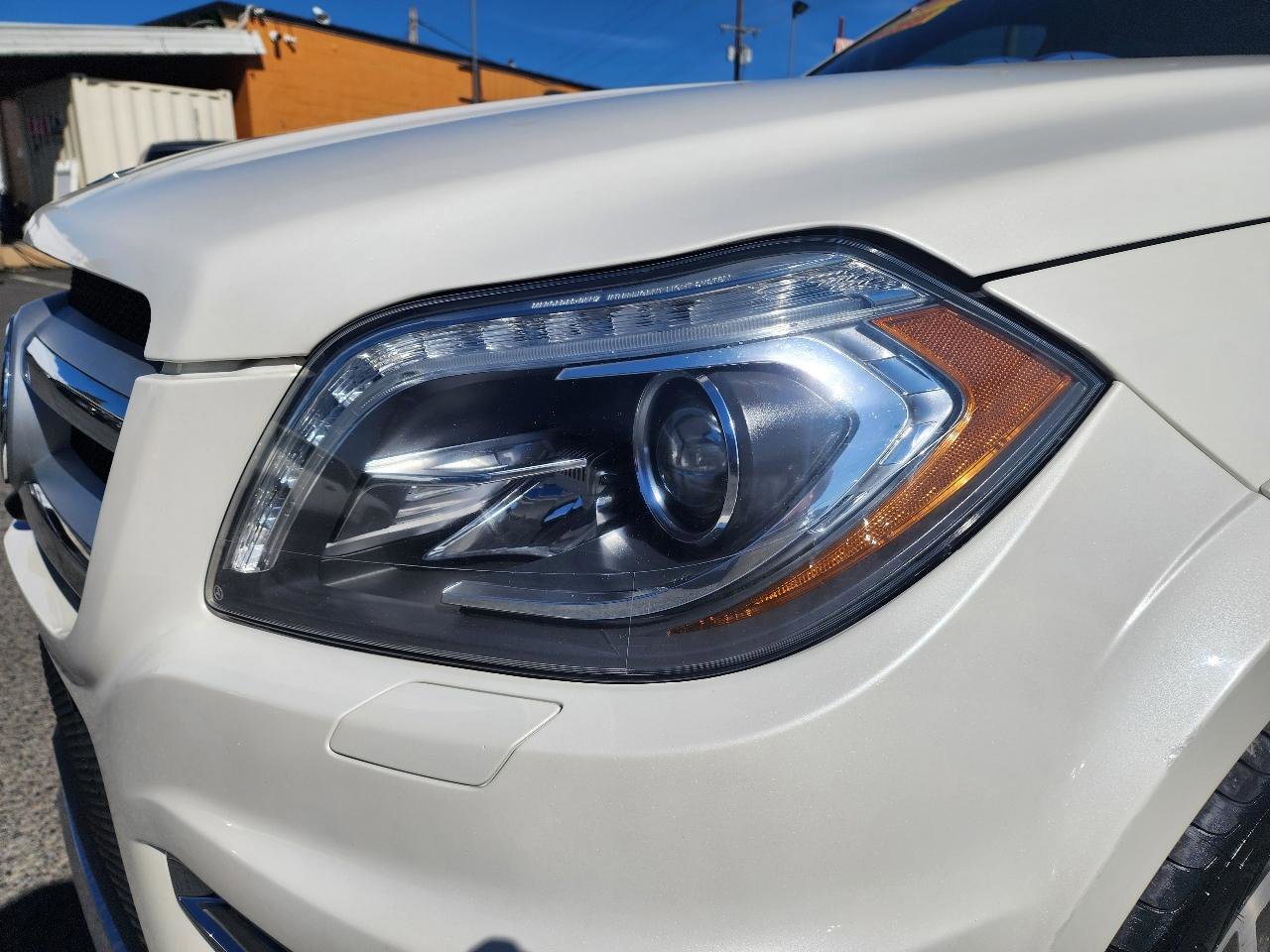 Used 2016 Mercedes-Benz GL 550 4MATIC image 37