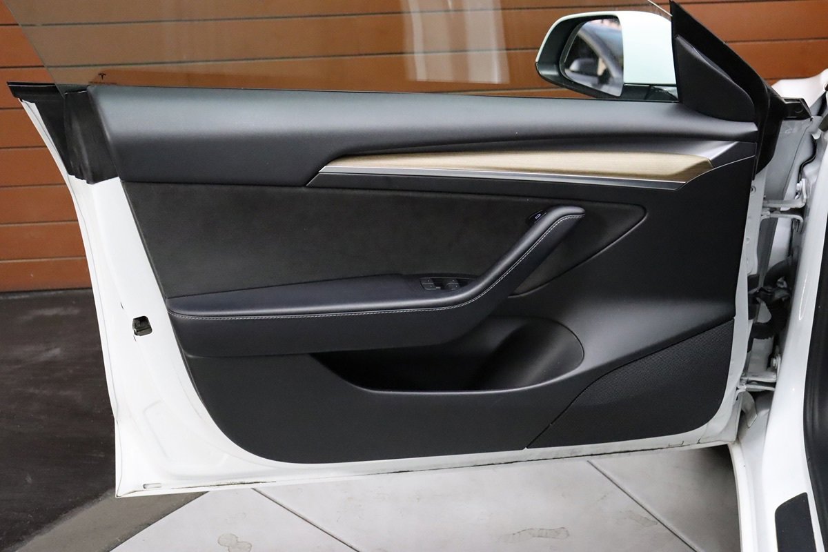 Used 2023 Tesla Model 3 Standard Range RWD image 30