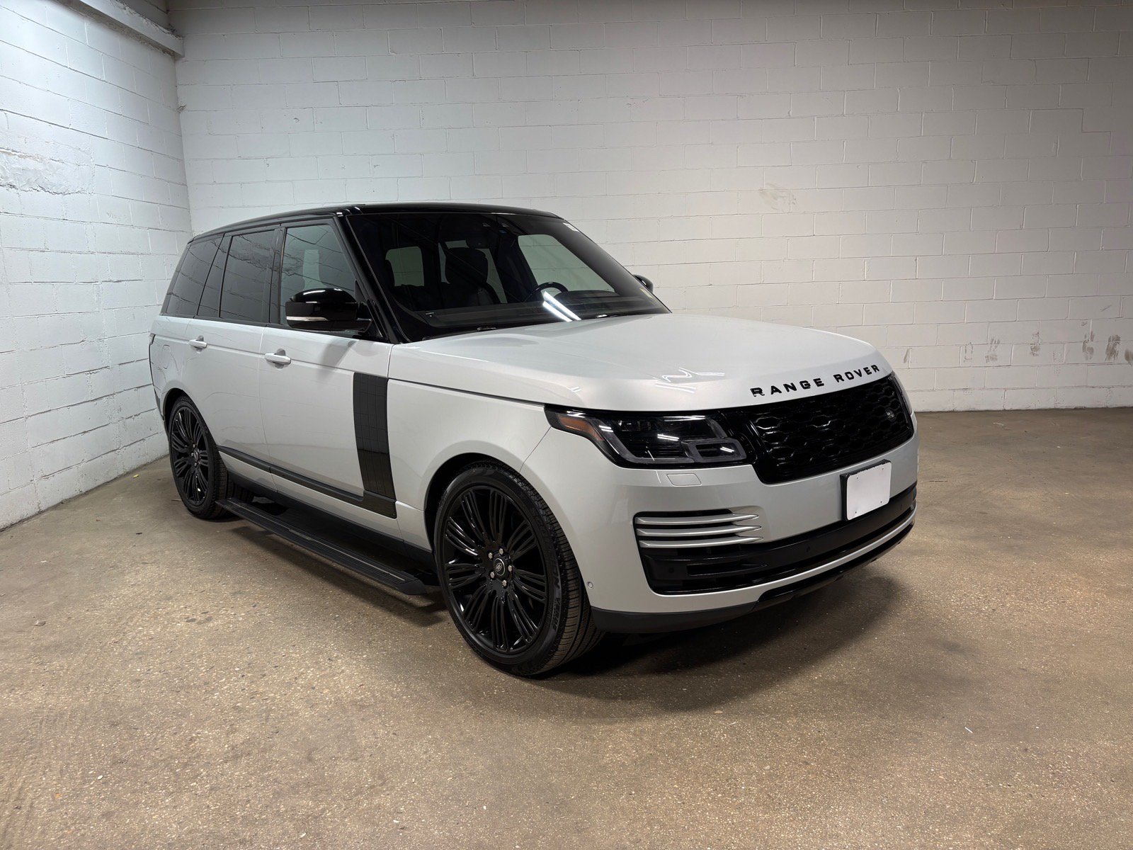 Used 2022 Land Rover Range Rover Westminster Edition AWD/4WD image 4