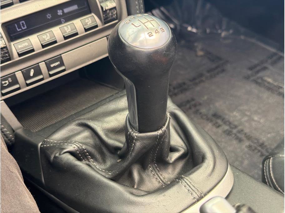 Used 2005 Porsche 911 Carrera S RWD image 27